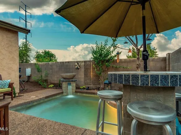 1806 E ELLIS Street, Phoenix, AZ 85042