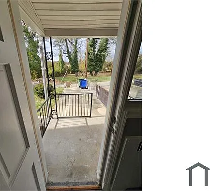 338 Martingale Ave — Photo 28