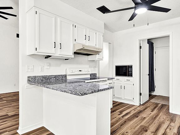4th image of 1022 Quail Hollow Dr