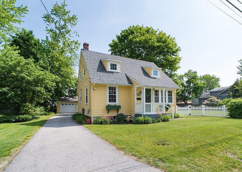 87 Potters Ave, Warwick, RI 02886 Zillow