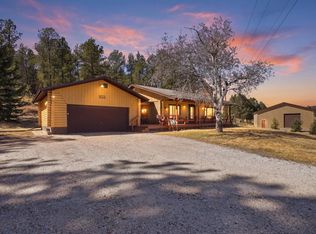 933 Park Ave, Custer, SD 57730