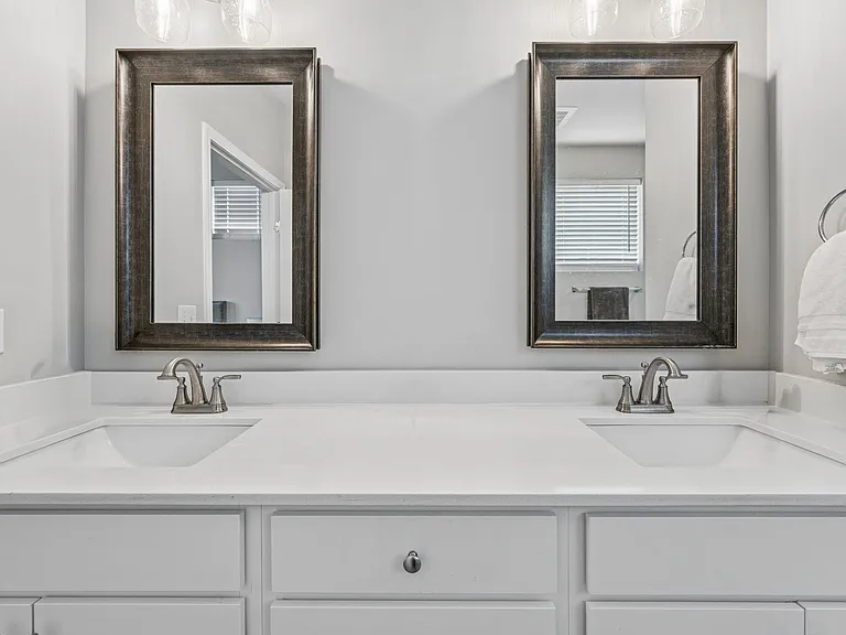 1801 Shadow Green Dr #304 — Photo 23
