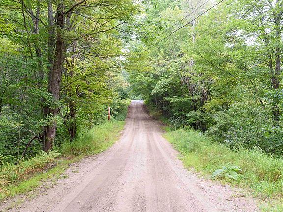 4th image of 227 Valley Road Lot Number 72A