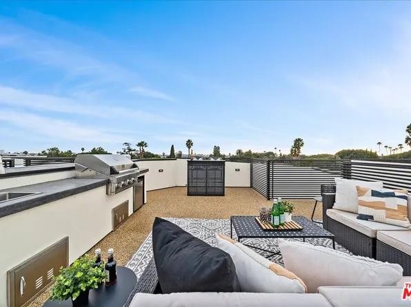 1327 N Fuller Ave, Los Angeles, CA 90046