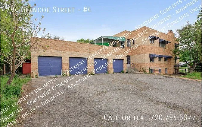794 Glencoe — Photo 2