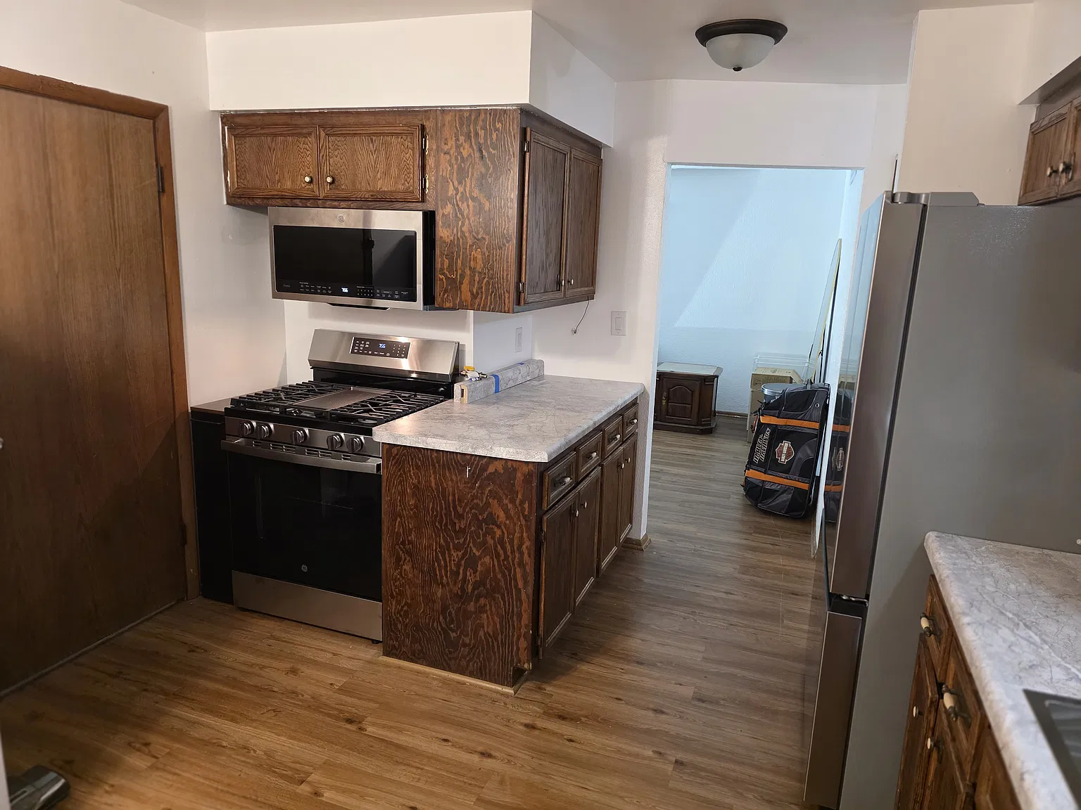 3 bed, $1,800 — Photo 2