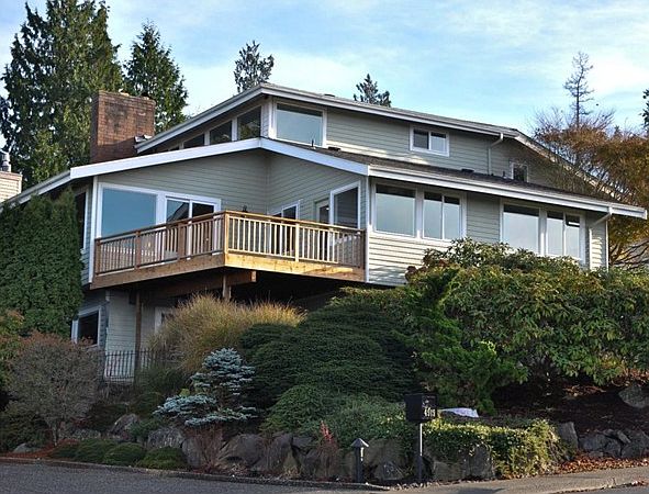 1st image of 4925 23rd Ave W