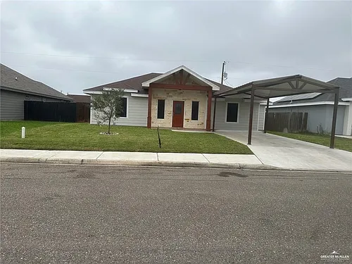 827 Dove St Photo 1
