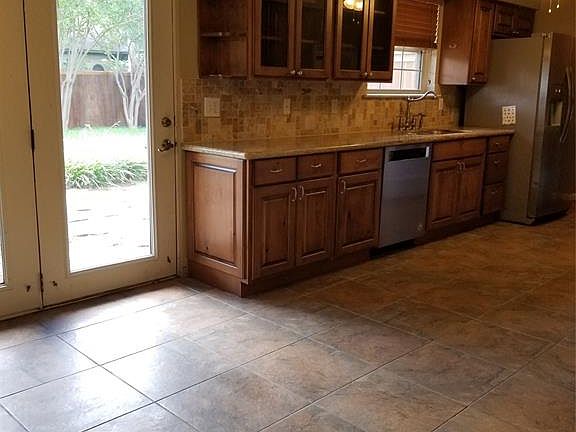 4th image of 13315 Shahan Dr