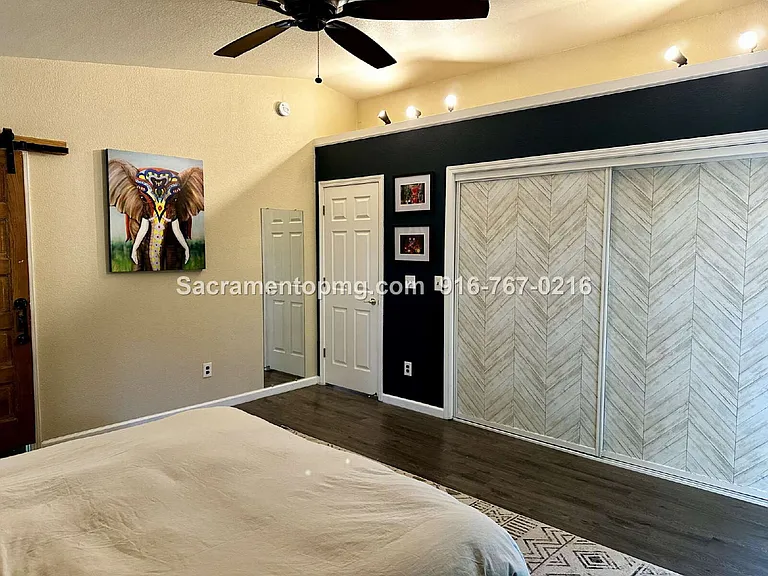 1283 Live Oak Ln — Photo 32