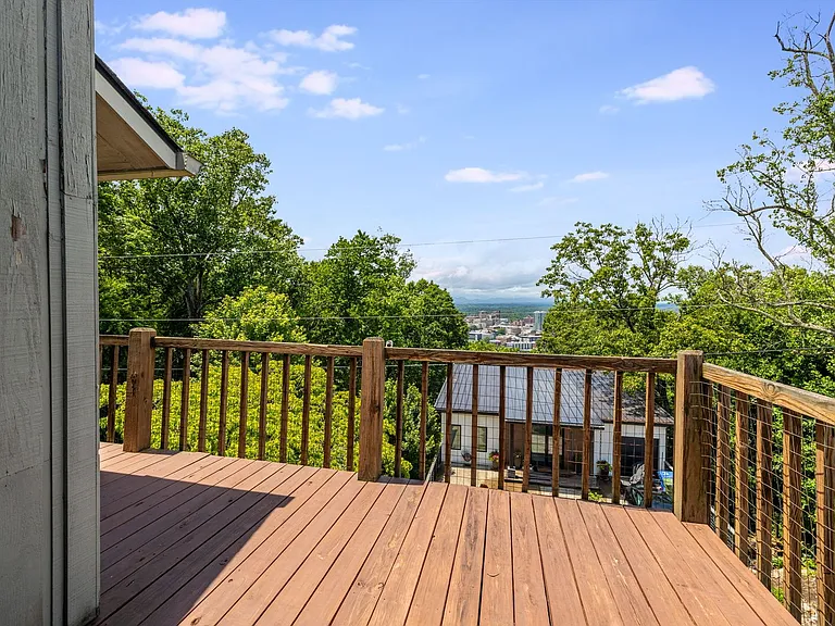464 Windswept Dr — Photo 26