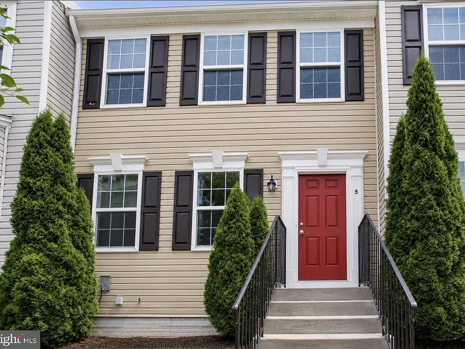 1st image of 5 Salvatore Ct
