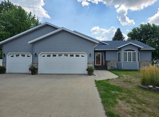 1101 5th Ave SE, Barnesville, MN 56514