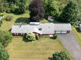 412 McClellan Road, Nassau, NY 12123