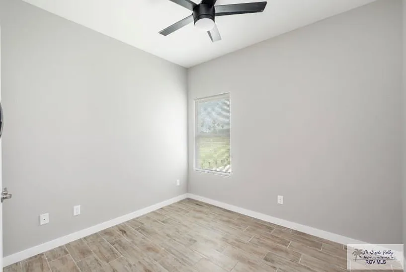2 bed, 2.0 bath, 1000 sqft, $1,150 — Photo 4