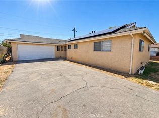 3292 Debbie Ln, Riverside, CA 92501