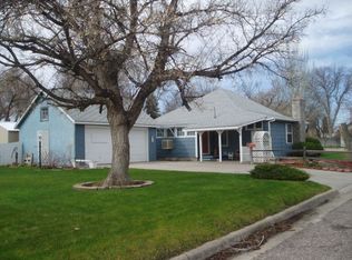 1308 11th St, Wheatland, WY 82201