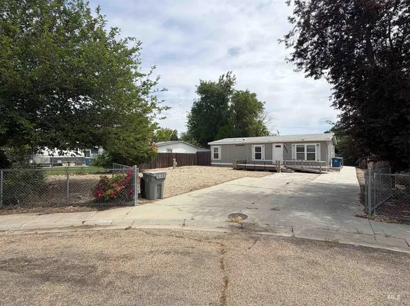 3321 Pluto Ave, Caldwell, ID 83605
