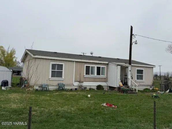 100 Trepanier Ln, Cowiche, WA 98947