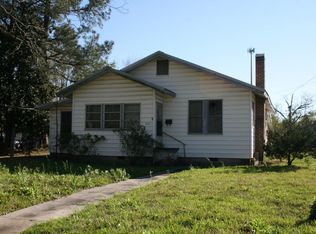 607 Spring St, Waynesboro, MS 39367