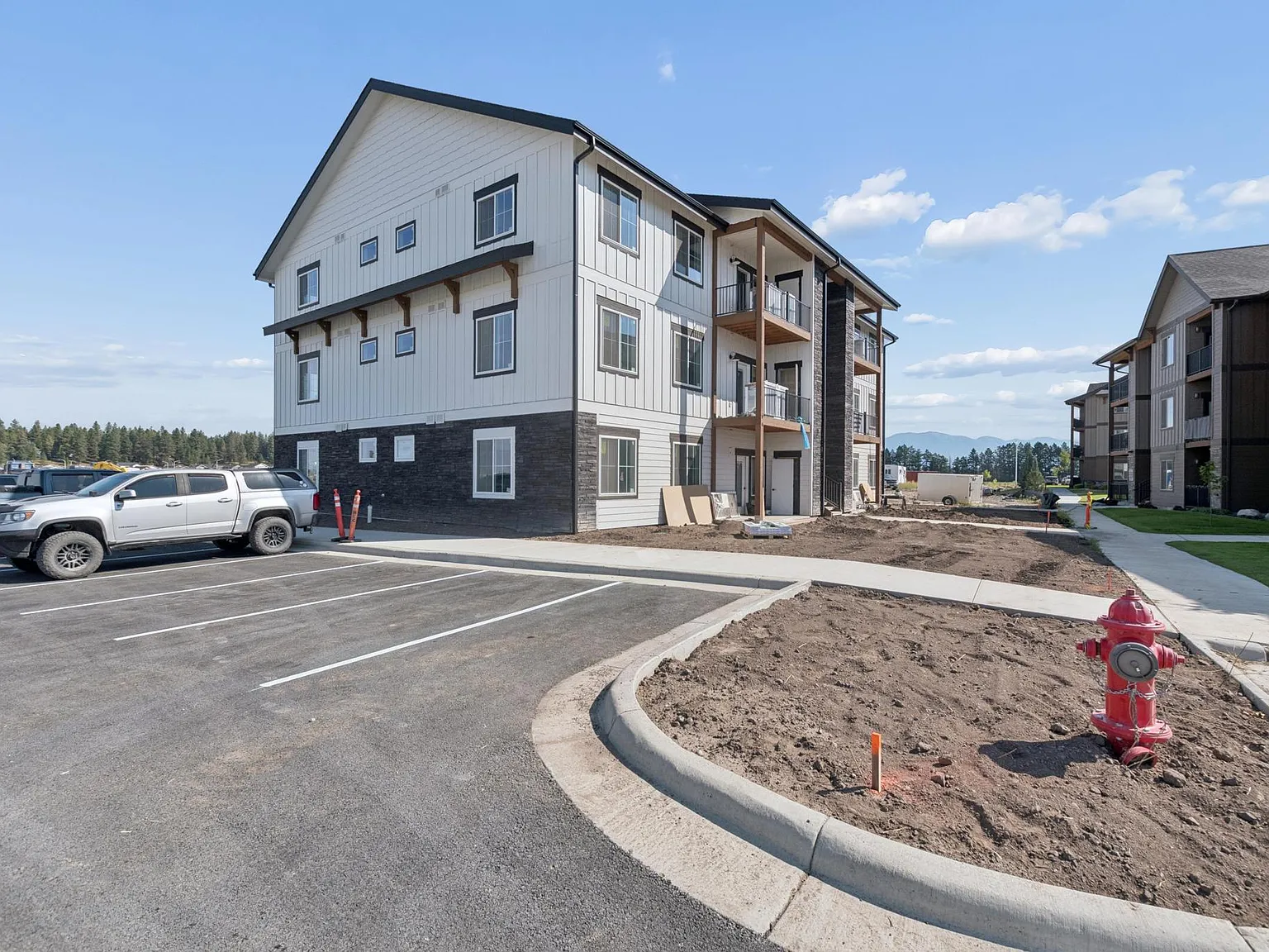 Eagle Valley Ranch Apartments — Photo 3