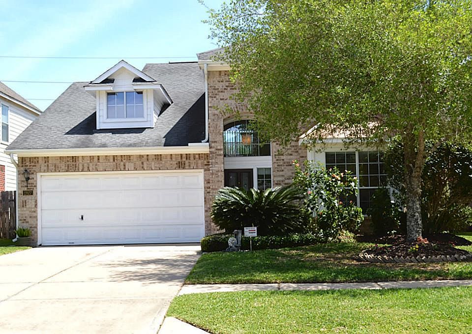 1st image of 2827 Willow Fork Dr