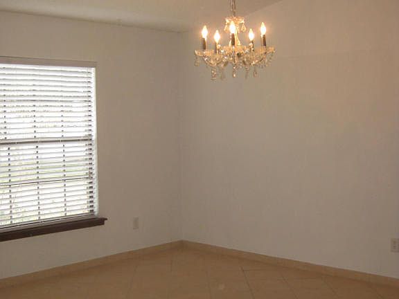 4th image of 11001 Losco Junction Dr