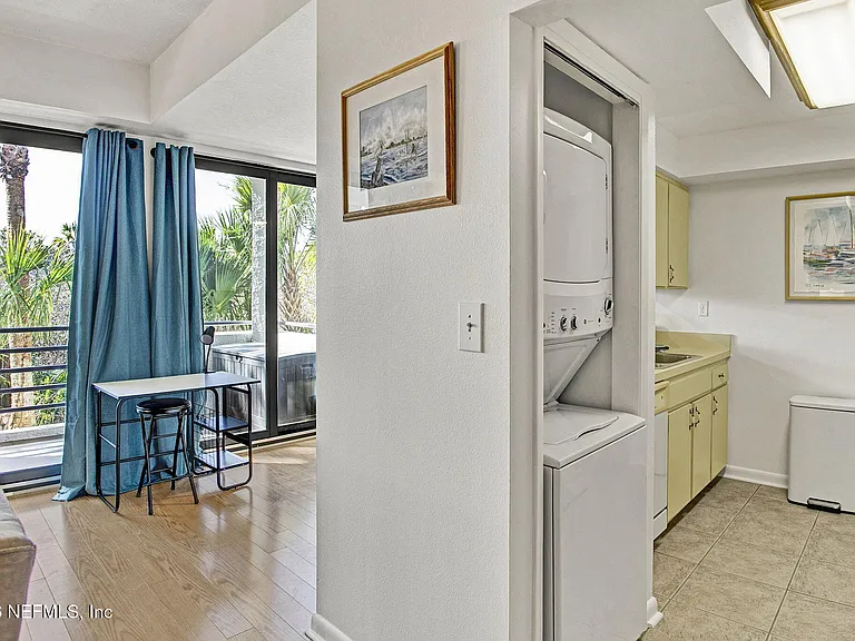743 Spinnakers Reach Dr — Photo 6