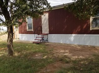 207 E 1st St S, Loving, NM 88256