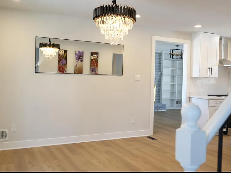 5114 Montgomery Rd — Photo 13