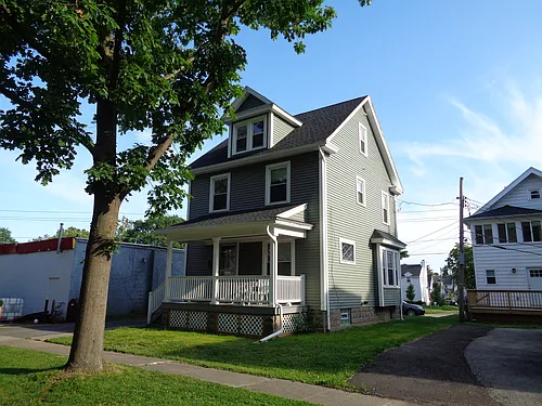 67 Cook St Photo 1