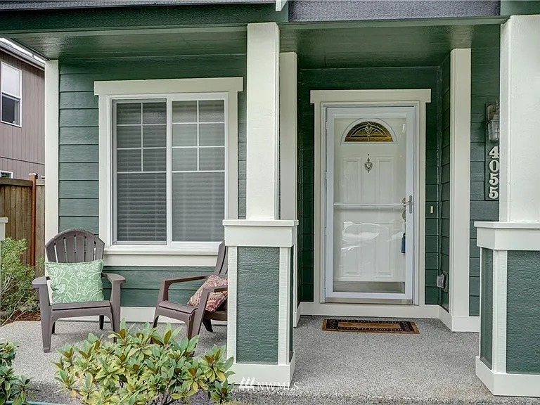 4055 Galena St SE — Photo 3