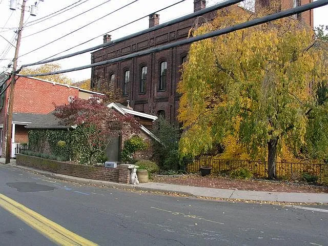 1 bed, 693 sqft, $2,950 — Photo 3