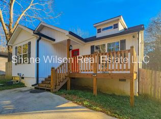 1412 Stevenson Dr, Dalton, GA 30721