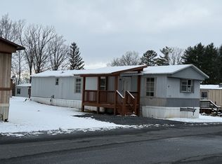 47 N Jollett Ln #95, Grottoes, VA 24441