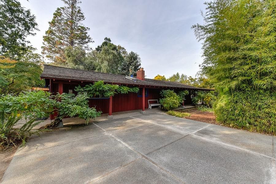 1st image of 4920 Monterey Way