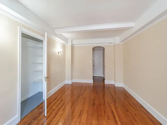 Rented by Meraki Realty LLC | media 3