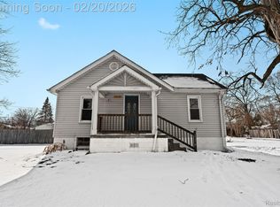 35239 Palmer Rd, Westland, MI 48186