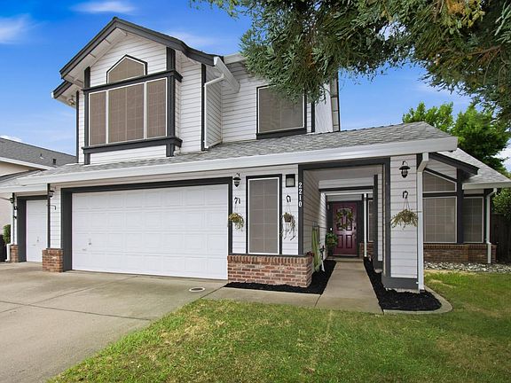 3rd image of 2210 Thurton Dr