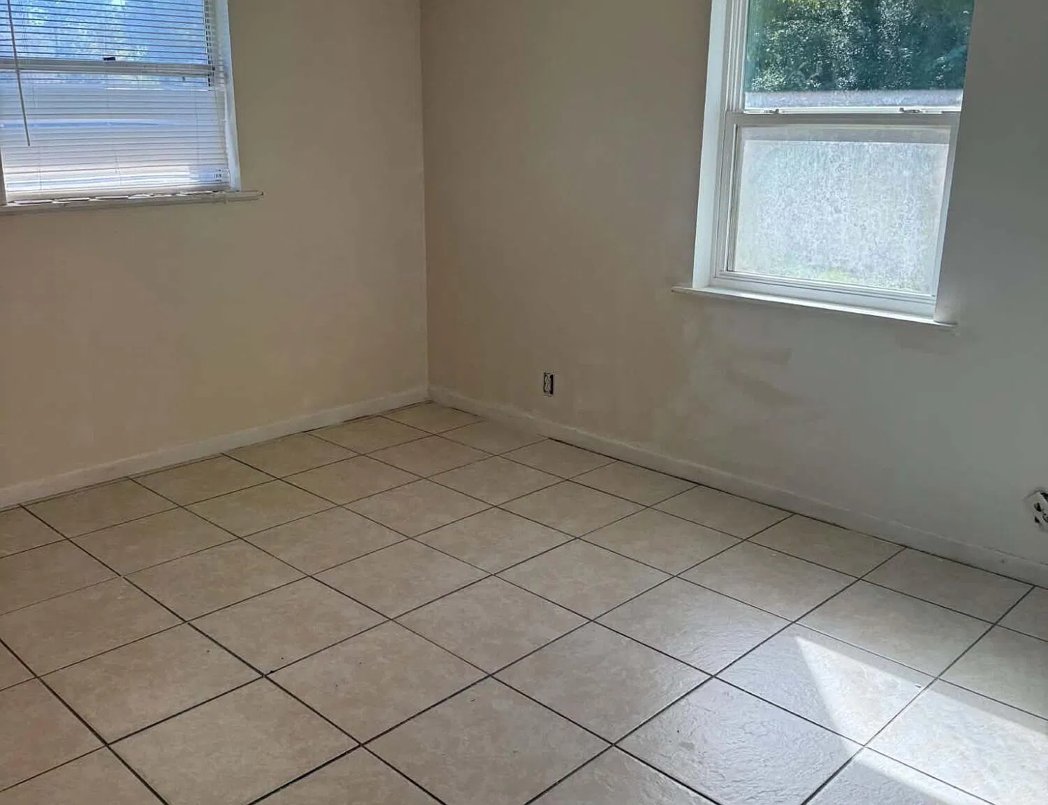 Studio, 6.0 bath, 1458 sqft, $1,400 — Photo 3