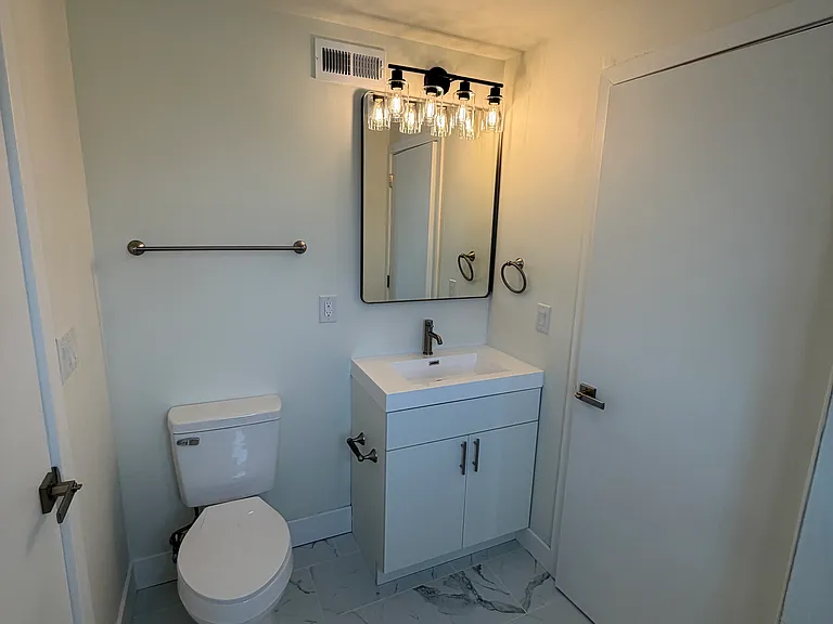 4212 Lancaster Ave #302 — Photo 19