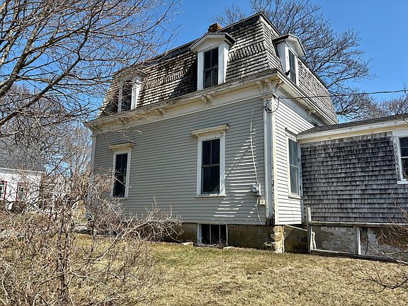 2nd image of 72 Washington Street