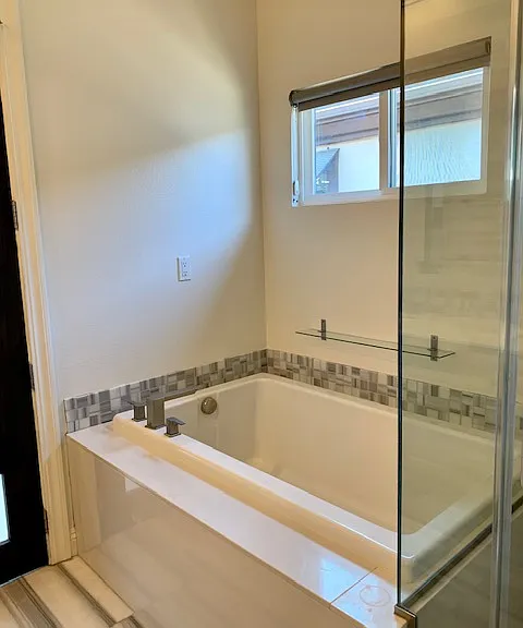 656 W Huntington Dr #B-1 — Photo 9