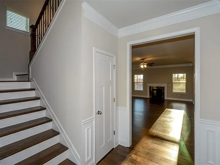 3319 Mulberry Cove Way — Photo 4