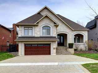 31 Plainsman Rd, Mississauga, ON L5N1C4
