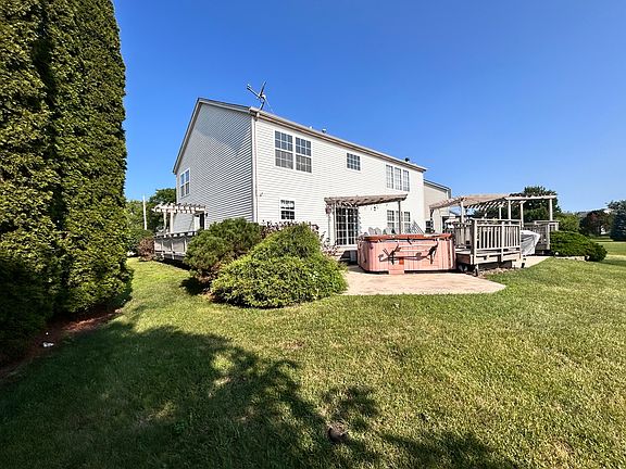 3rd image of 1808 Arbor Gate Dr