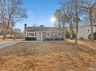2 Uncle Edwards Rd, Mashpee, MA 02649