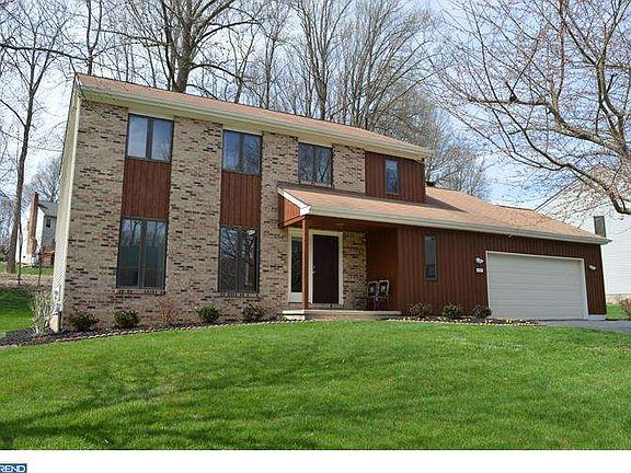 2nd image of 149 Fairhill Dr