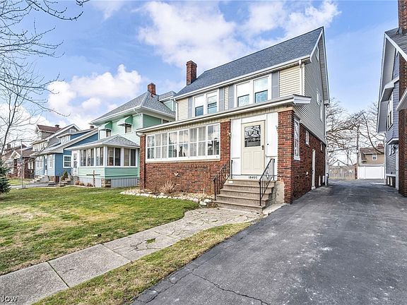 4th image of 18405 Windward Rd