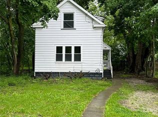 493 Bacon Ave, Akron, OH 44320